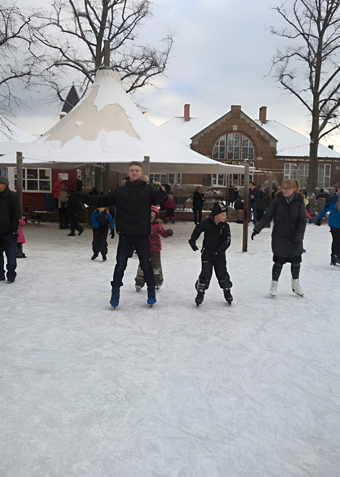 Skøjtetur og spisning. - Klik for at tilmelde dig