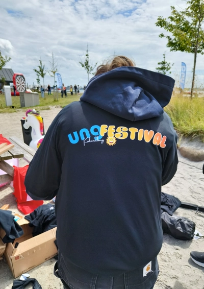 Ung